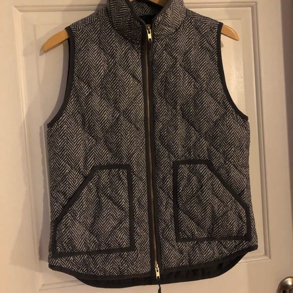SOLD J. Crew Excursion Herringbone Quilted Vest - Picture 11 of 13